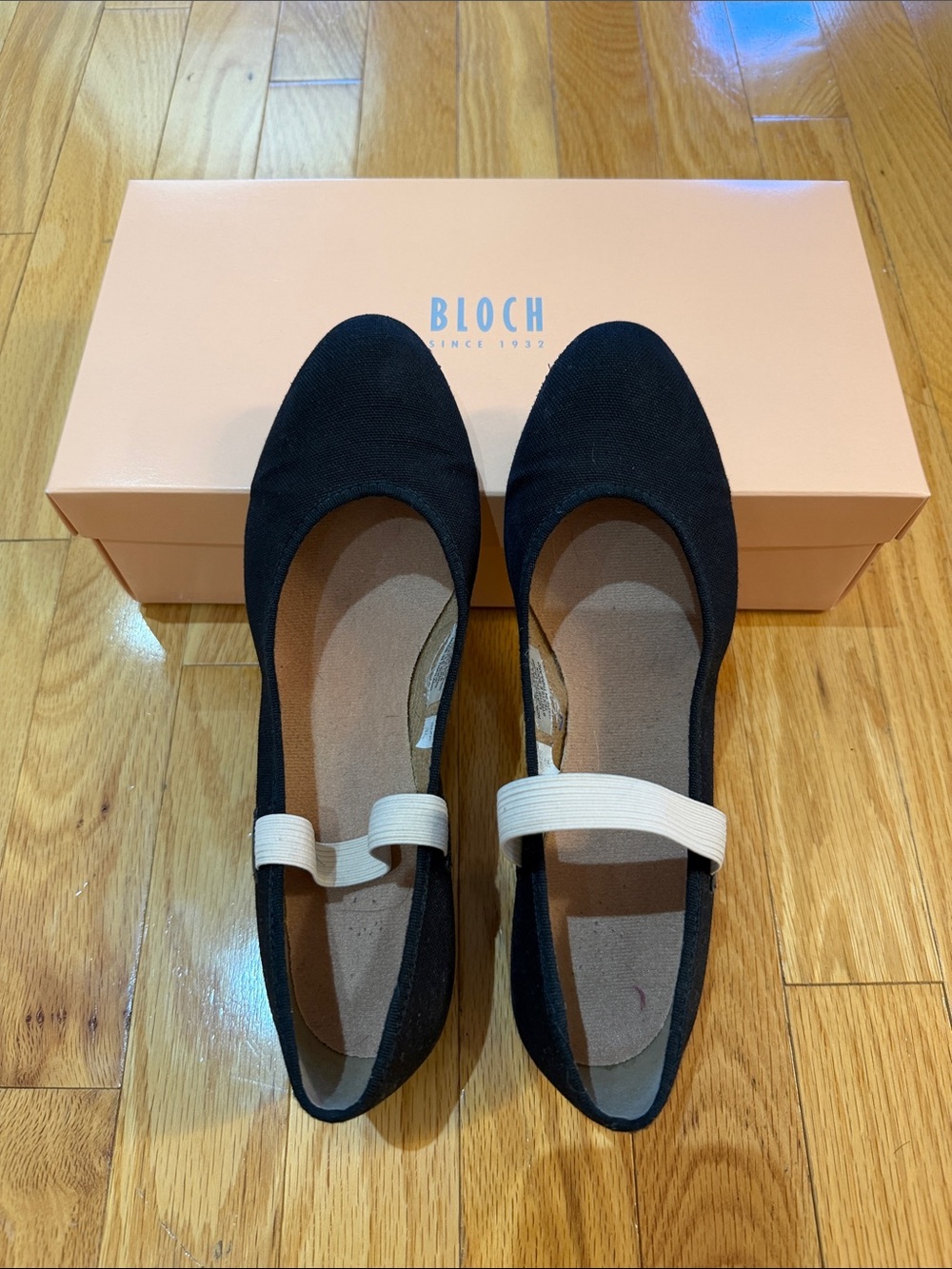 Bloch Adult Karacta Sports Ballet Character Shoes 1 1/4" S0314L Size 6